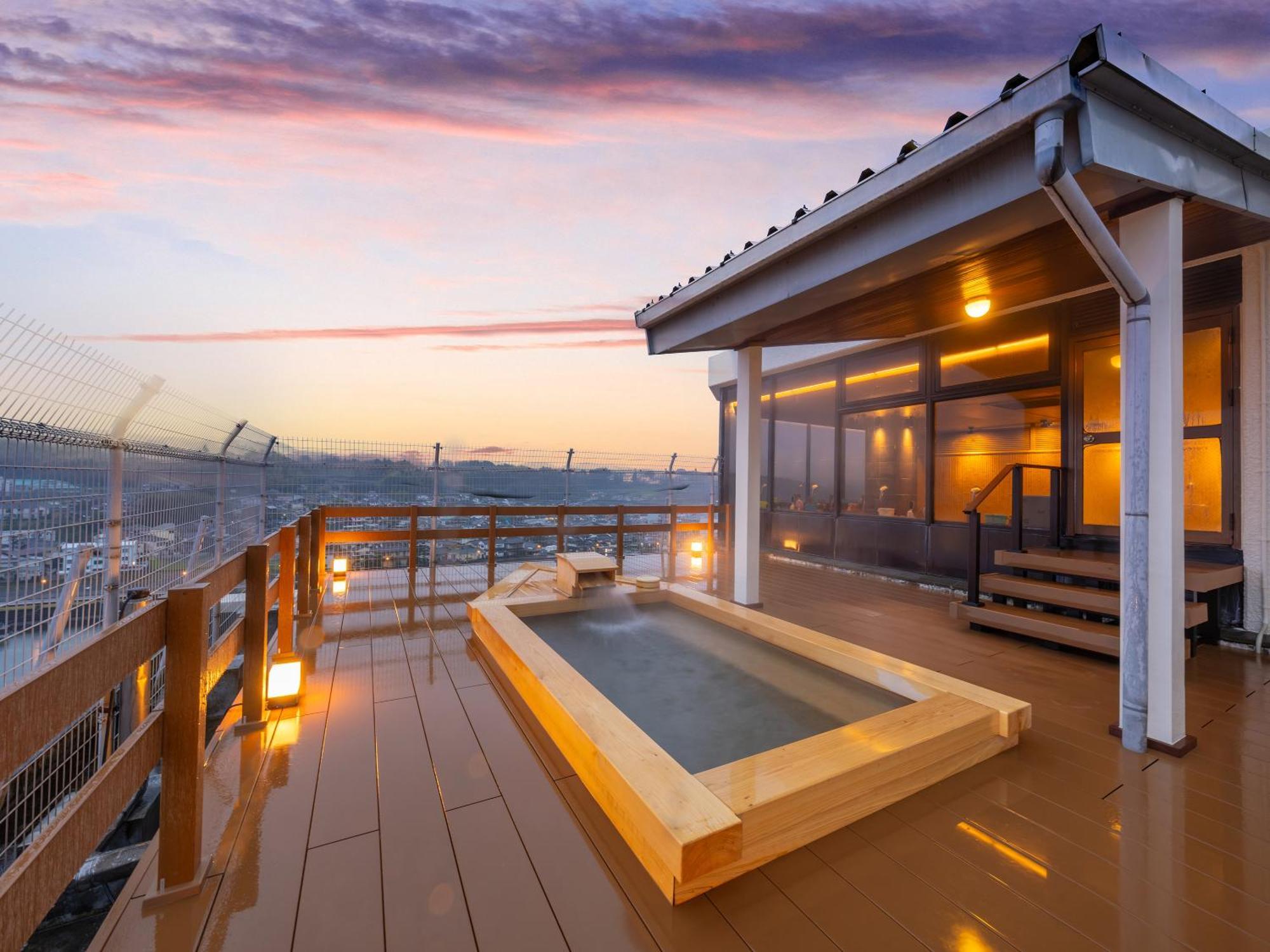 Mikuma Hotel Хита Екстериор снимка